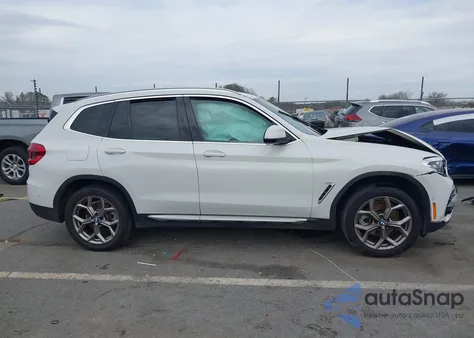 2021 BMW X3 Sdrive30I z USA, uszkodzony, nr VIN 5UXTY3C09M9H24775